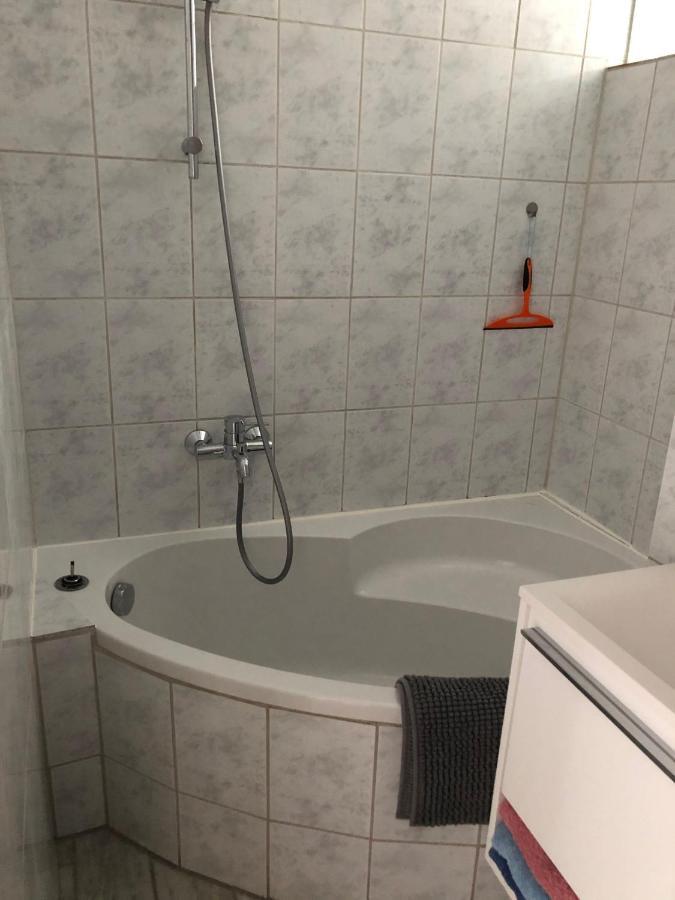 Haus-Katharina Apartment Кьолн Екстериор снимка